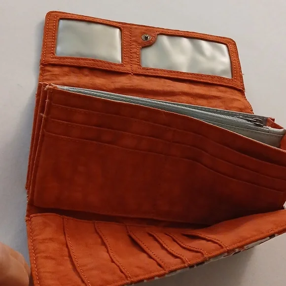 Kipling Wallet - Picture 3 of 8